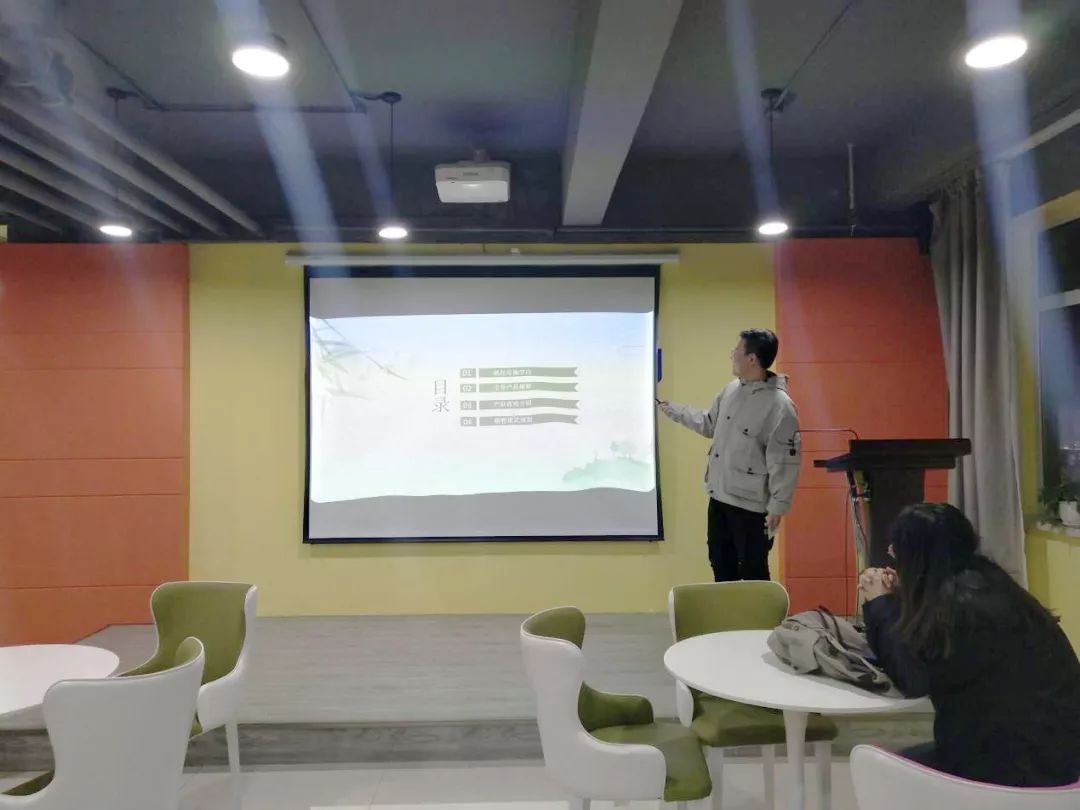 https://mmbiz.qpic.cn/mmbiz_jpg/C1nIVrazMhbZkjLeIhl2I1FDXLjpny49xBHRvM4Zo98JcuDNYVgUVcwWibMiajfhWSKlQ0icTR4PD4ibaTPG9nNoHw/640?wx_fmt=jpeg