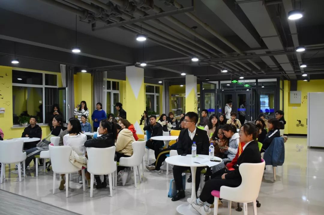https://mmbiz.qpic.cn/mmbiz_jpg/C1nIVrazMhYI2zEn9TMRjR9JxvLeY9NTKDw1t6dPw9qrtCtdAWicccLpjgJZxZs6FwA5FHA4LdicXDCmXd6WmvpA/640?wx_fmt=jpeg