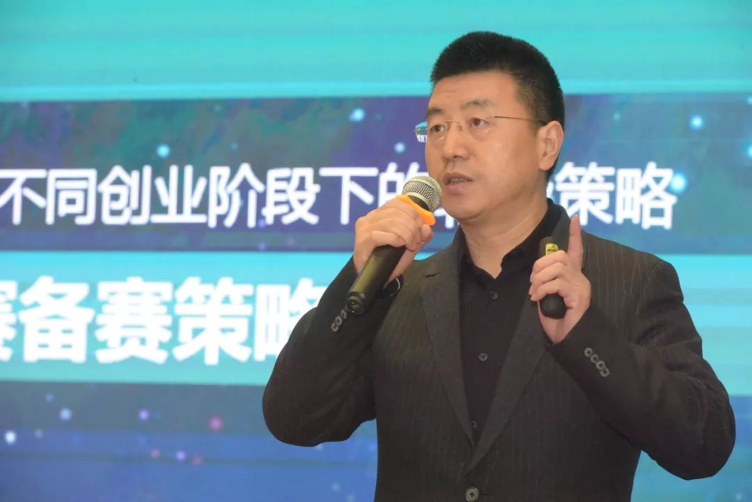 https://mmbiz.qpic.cn/mmbiz_jpg/QCS1AiasU3hFM67dO6798qYenn6RW5WLfgsK3UcnLwouTHsOwkzQlrXbdaLVuwdbK0R10Ju85qJviauVV6GiaXIYg/640?wx_fmt=jpeg&wxfrom=5&wx_lazy=1&wx_co=1