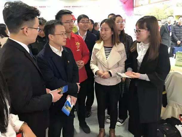 https://mmbiz.qpic.cn/mmbiz_jpg/Bd2yCdT9sJ3vttjWczWoHJ1DCOJRCPHDjK46b8WHxqaf3sBMCDbF4Ht8SDkDIN4tjYKQuLZsjrjthMvtLFEiasg/640?wx_fmt=jpeg