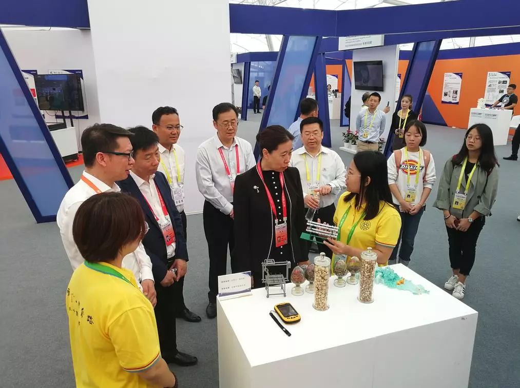 https://mmbiz.qpic.cn/mmbiz_jpg/Uw0GnQwQIqkSjoc9lqYsicelePWFduRxJsCcAYrdR01ulI2ibuqQINpS6jIwYFqsl6c1o3HKs66LK73lcEWu3Kjg/640