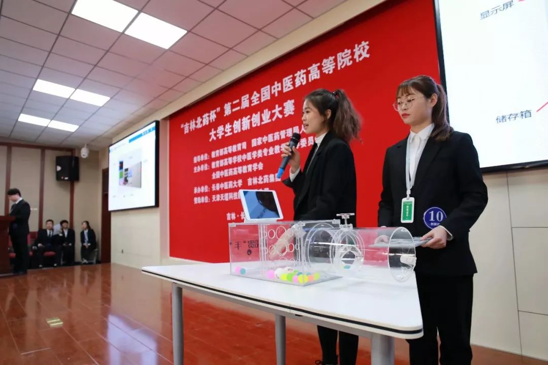 https://mmbiz.qpic.cn/mmbiz_jpg/Bd2yCdT9sJ2cndyUvvbqg3opNdtXDNfEg5j8iaJayNZJxzrwEgviaJYPDx22DIpEnAGR34SFZWSECeicdeoTQrGCQ/640?wx_fmt=jpeg
