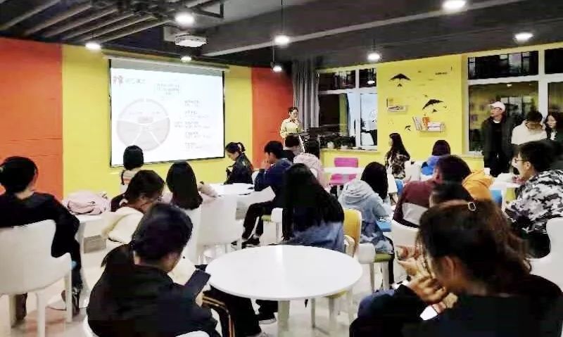 https://mmbiz.qpic.cn/mmbiz_jpg/C1nIVrazMhbmbSsWDX4wpXLotucicqnM7G9HibEH9nXBmv17Y9Ohqu1rHKgZY0FkGj2xRfHsrXQylqKib2Kia8ZHnQ/640?wx_fmt=jpeg