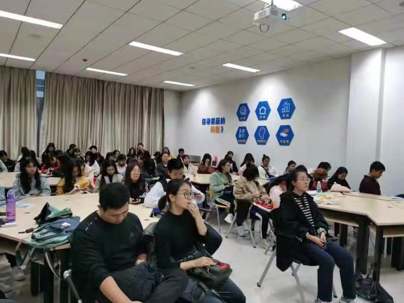 https://mmbiz.qpic.cn/mmbiz_png/C1nIVrazMhZzXSb6zpGuXF8p20C9x1h1bl3RmDVs77xPe2rKnI1WdXzBu2iccrgYseYiarYStriaic4jjkEdeqoHZQ/640?wx_fmt=png