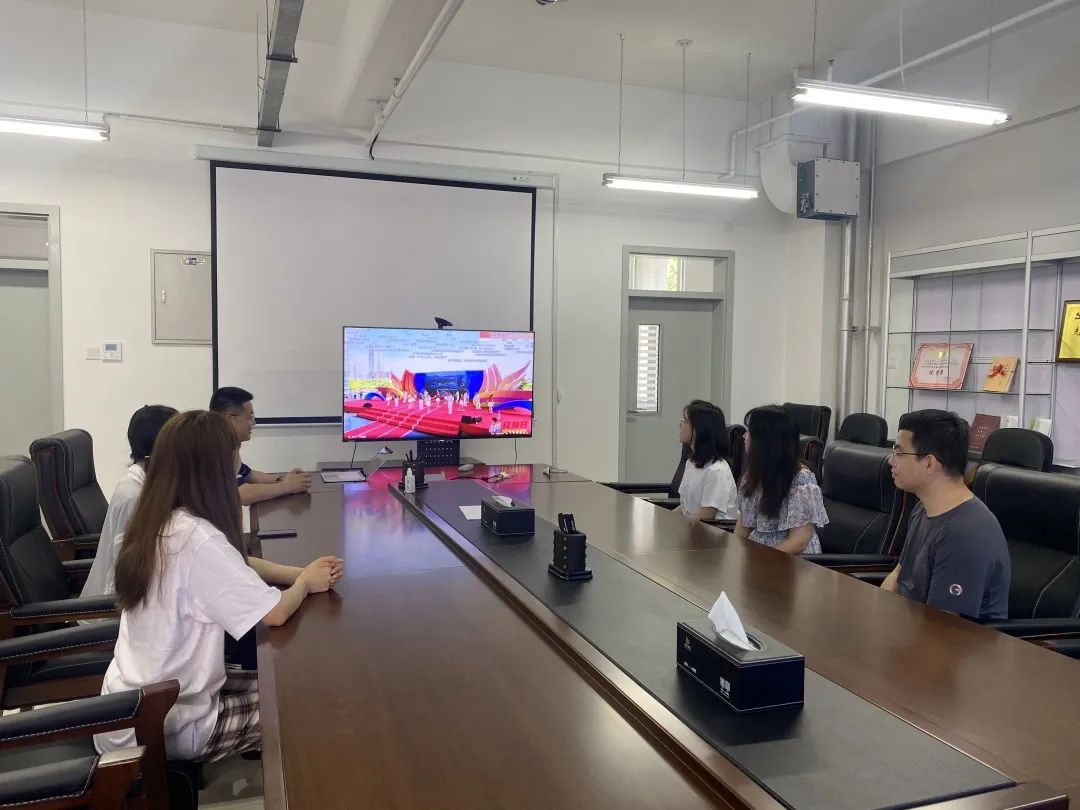 https://mmbiz.qpic.cn/mmbiz_jpg/C1nIVrazMhbWKT1QxT4ShPmuqj6cwictQ903NcfeC02UXnuWia82ngLhrYHa9J1zmic9cd9xTUKpmhHhn0G34gD5A/640?wx_fmt=jpeg